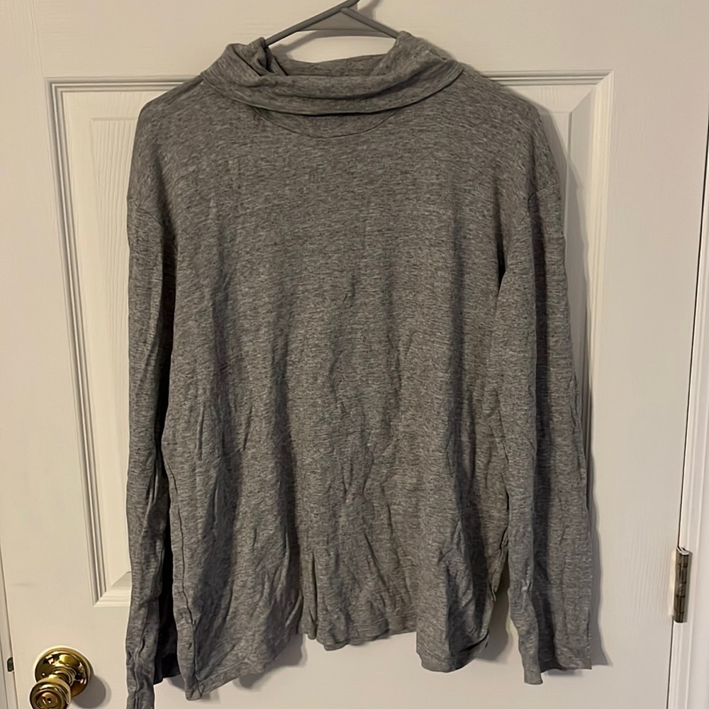 Uniqlo Long Sleeve Pullover